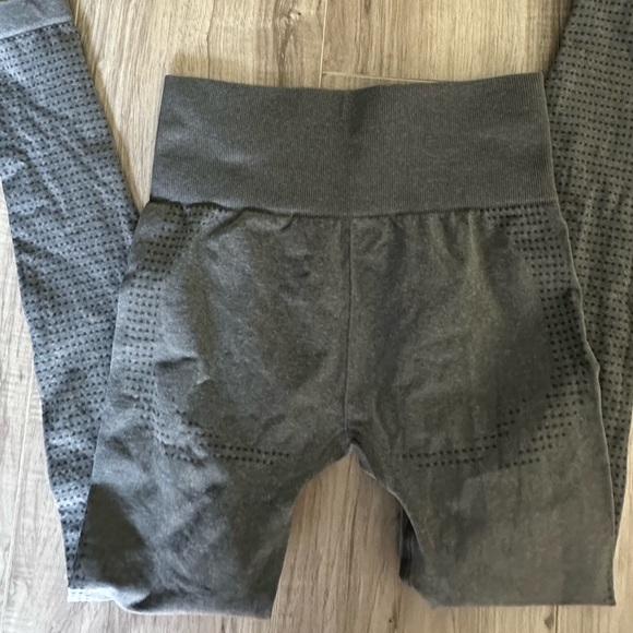 Gymshark Vital Seamless 2.0 leggings in Smokey Grey Marl - Picture 6 of 6